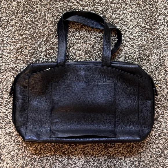 New Cuyana Overnight Leather Bag - Picture 2 of 9